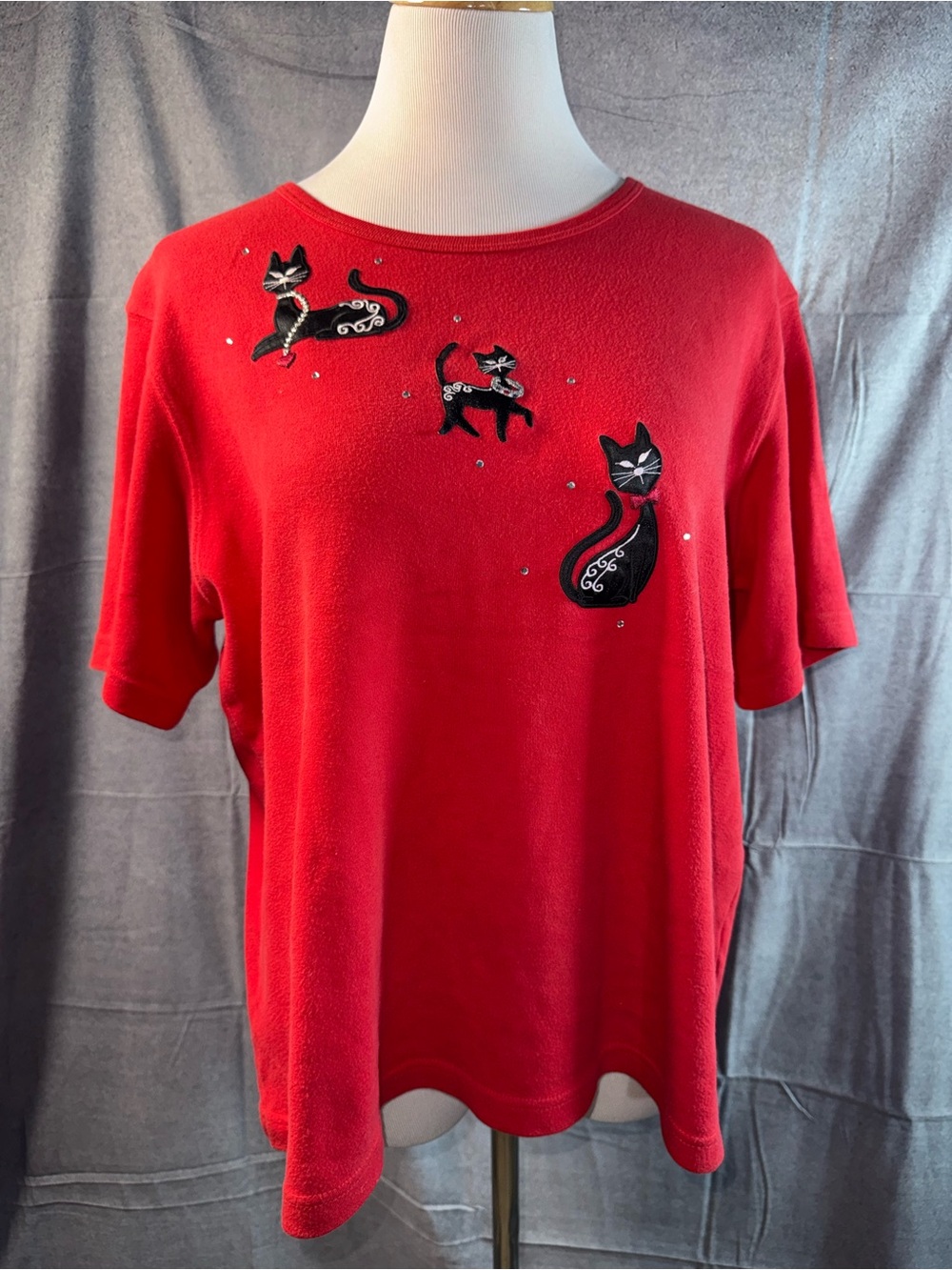 2018-Las Olas Red Long Sleeve Cat Motif Tee